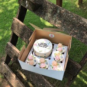 Floral cake and cupcakes