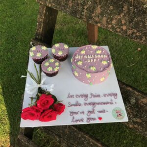 BFF MINI CAKE PLATTER