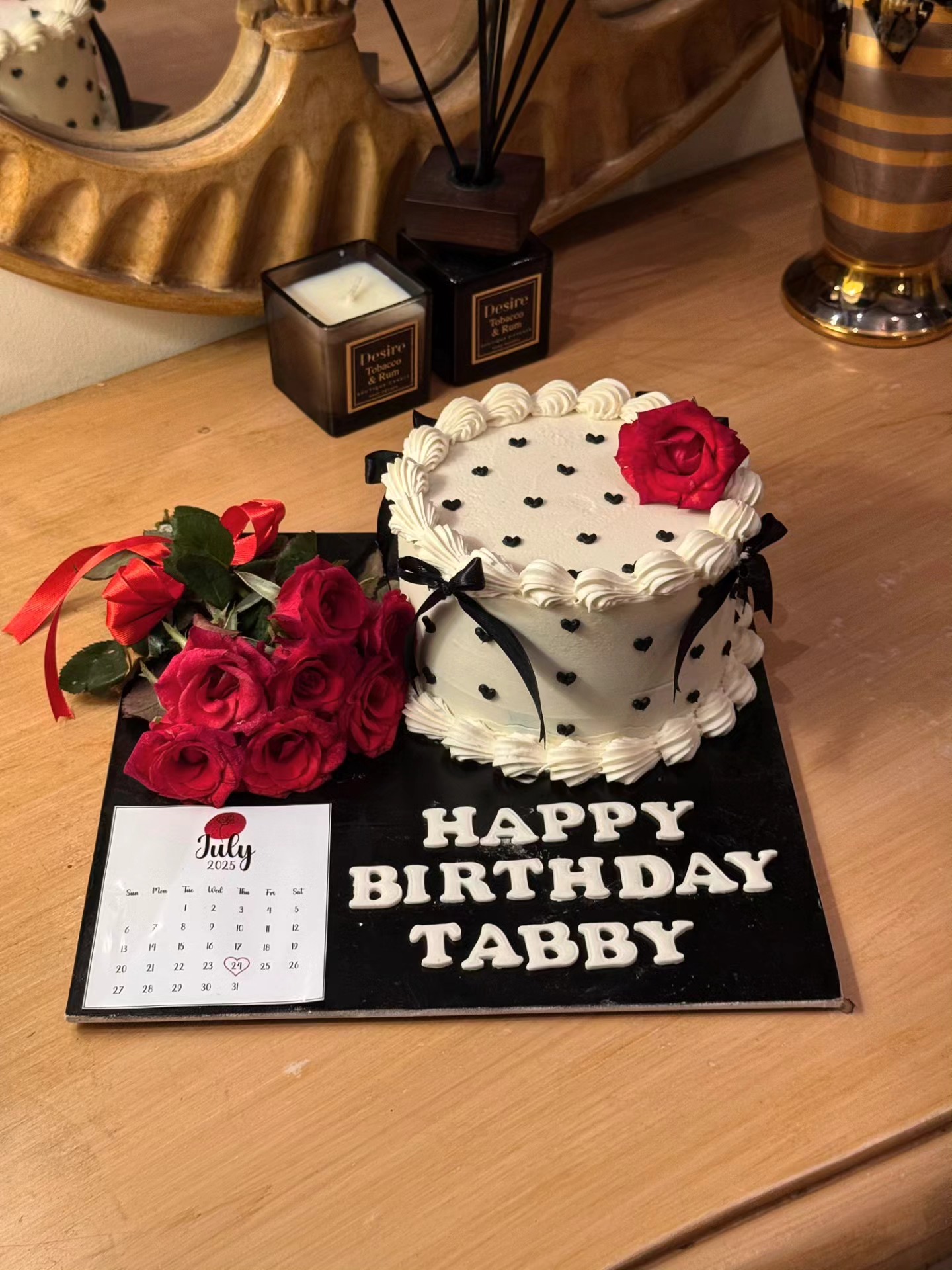 Tabby cake platter - Image 2